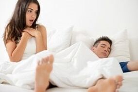 moteris nustebino padidėjusiu vaikino peniu